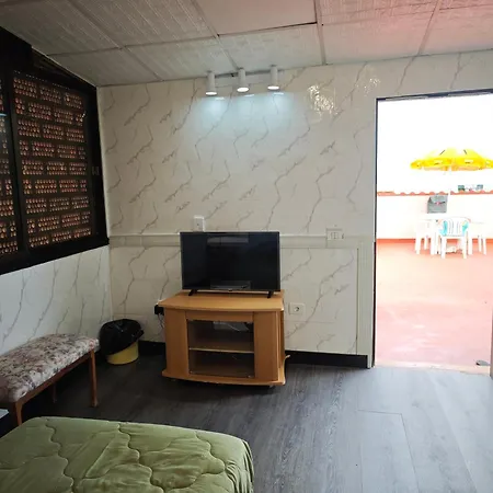 Casa Quico 圣克鲁斯-德特内里费